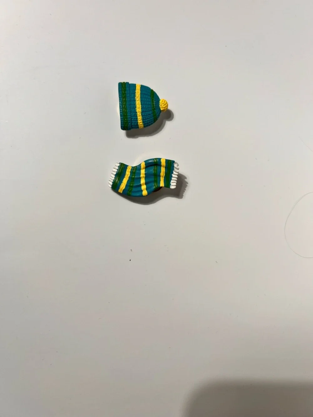 Quacker Factory assorted button covers. - Picture 6 of 8